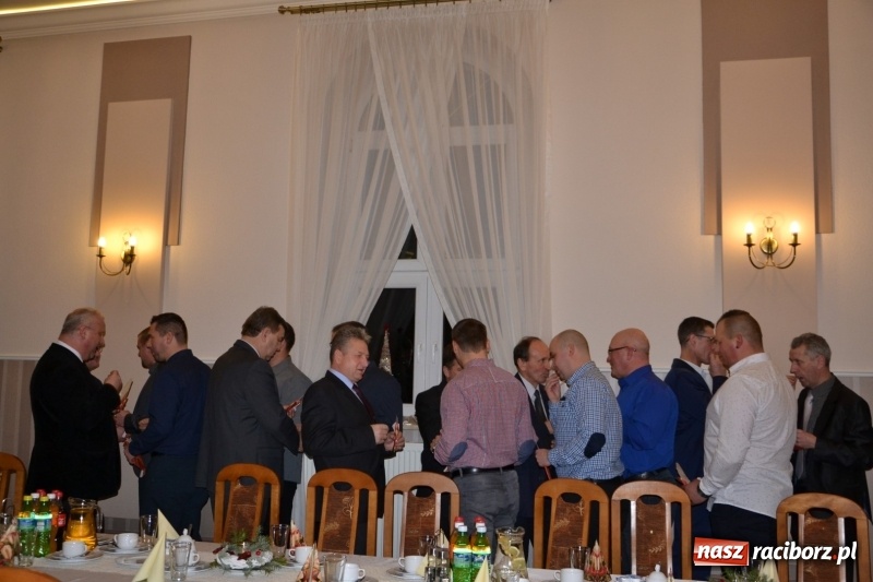 Zdjęcie w galerii na portalu naszraciborz.pl: Spotkanie opłatkowe strażaków gminy Krzyżanowice wiadomości z regionu