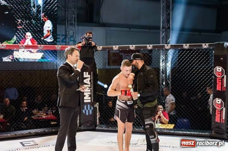 Zdjęcie w galerii na portalu naszraciborz.pl: Mariusz Magda zwyciężył po 40 sekundach walki wiadomości z regionu