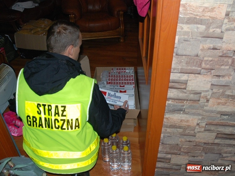Zdjęcie w galerii na portalu naszraciborz.pl: Nielegalne wyroby akcyzowe warte ponad 33 tysiące złotych wiadomości z regionu