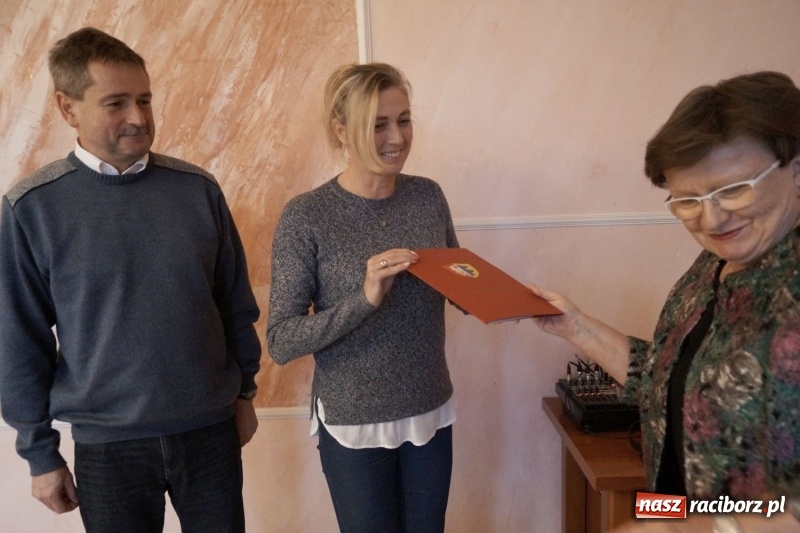 Zdjęcie w galerii na portalu naszraciborz.pl: Gratulacje na sesji w Nędzy dla młodego sportowca z Zawady Książęcej wiadomości z regionu