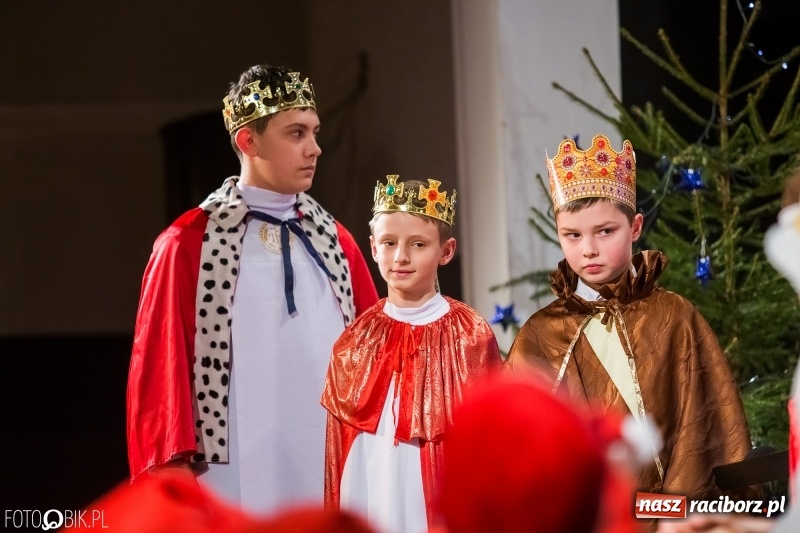 Zdjęcie w galerii na portalu naszraciborz.pl: Koncert kolędowy uczniów i nauczycieli szkoły muzycznej wiadomości z regionu