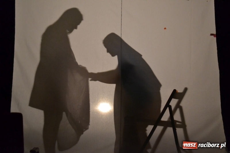 Zdjęcie w galerii na portalu naszraciborz.pl: Szczególne spotkanie wigilijne na raciborskim zamku  wiadomości z regionu