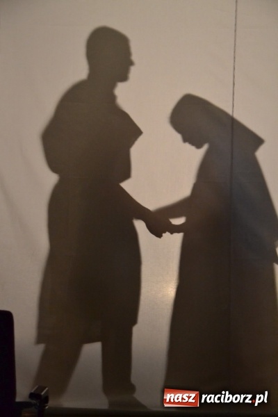 Zdjęcie w galerii na portalu naszraciborz.pl: Szczególne spotkanie wigilijne na raciborskim zamku  wiadomości z regionu