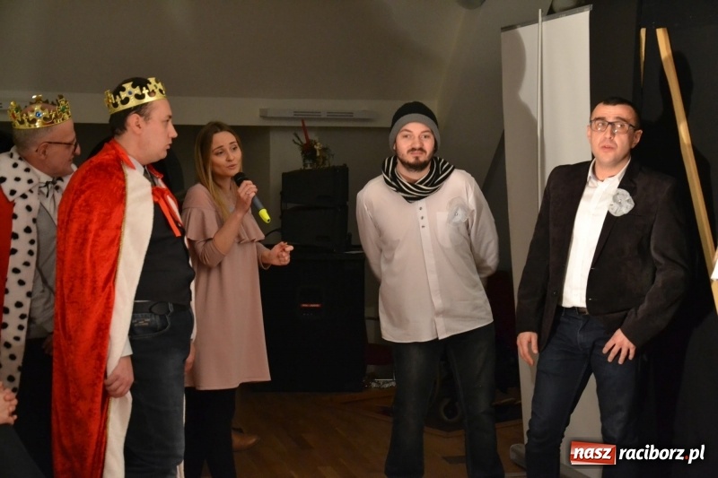 Zdjęcie w galerii na portalu naszraciborz.pl: Szczególne spotkanie wigilijne na raciborskim zamku  wiadomości z regionu