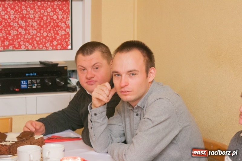 Zdjęcie w galerii na portalu naszraciborz.pl: Warsztaty Terapii Zajęciowej zorganizowały wigilię wiadomości z regionu