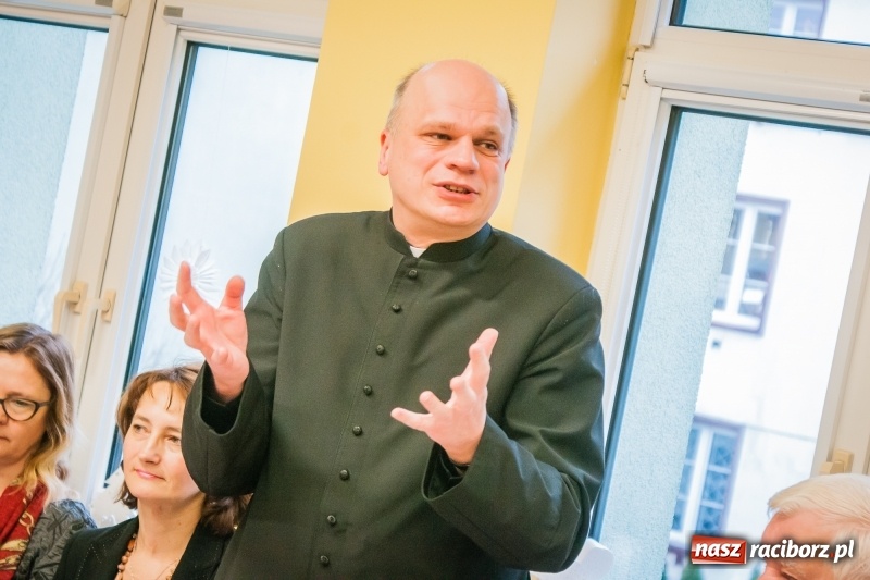 Zdjęcie w galerii na portalu naszraciborz.pl: Warsztaty Terapii Zajęciowej zorganizowały wigilię wiadomości z regionu