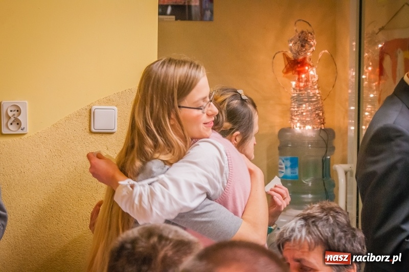 Zdjęcie w galerii na portalu naszraciborz.pl: Warsztaty Terapii Zajęciowej zorganizowały wigilię wiadomości z regionu