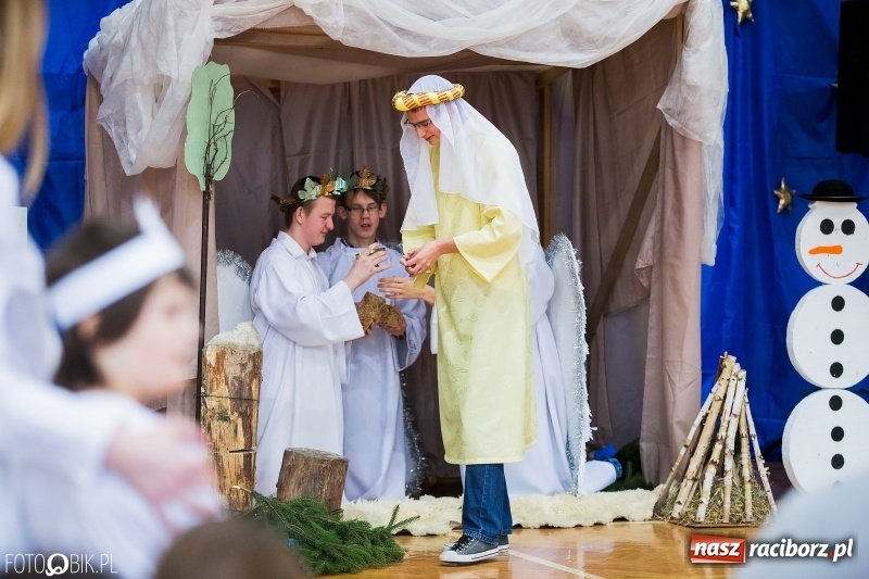 Zdjęcie w galerii na portalu naszraciborz.pl: Jasełka bożonarodzeniowe w Zespole Szkół Specjalnych wiadomości z regionu