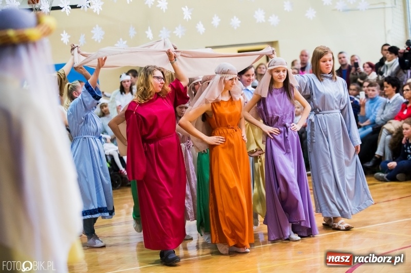 Zdjęcie w galerii na portalu naszraciborz.pl: Jasełka bożonarodzeniowe w Zespole Szkół Specjalnych wiadomości z regionu