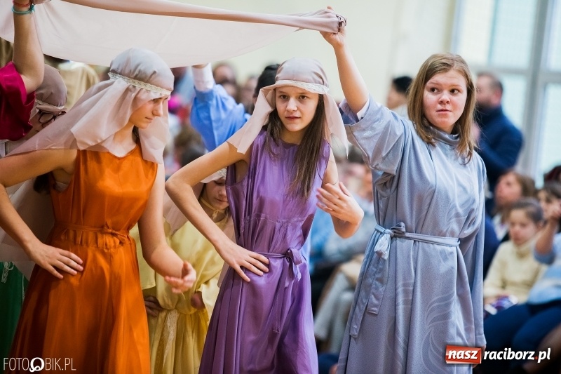 Zdjęcie w galerii na portalu naszraciborz.pl: Jasełka bożonarodzeniowe w Zespole Szkół Specjalnych wiadomości z regionu