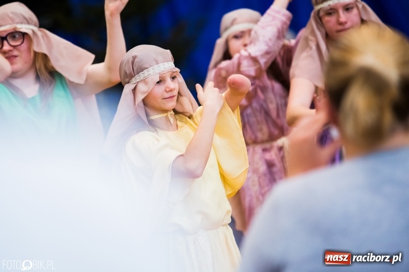 Zdjęcie w galerii na portalu naszraciborz.pl: Jasełka bożonarodzeniowe w Zespole Szkół Specjalnych wiadomości z regionu