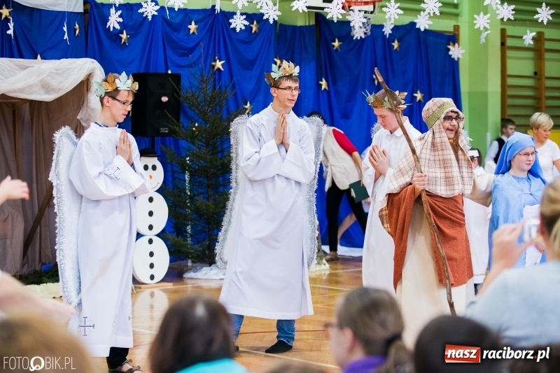 Zdjęcie w galerii na portalu naszraciborz.pl: Jasełka bożonarodzeniowe w Zespole Szkół Specjalnych wiadomości z regionu