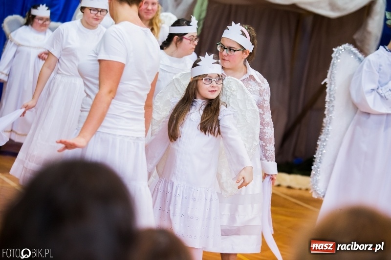 Zdjęcie w galerii na portalu naszraciborz.pl: Jasełka bożonarodzeniowe w Zespole Szkół Specjalnych wiadomości z regionu