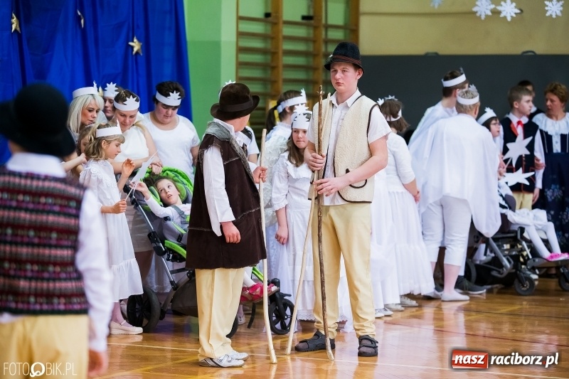 Zdjęcie w galerii na portalu naszraciborz.pl: Jasełka bożonarodzeniowe w Zespole Szkół Specjalnych wiadomości z regionu