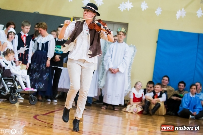 Zdjęcie w galerii na portalu naszraciborz.pl: Jasełka bożonarodzeniowe w Zespole Szkół Specjalnych wiadomości z regionu