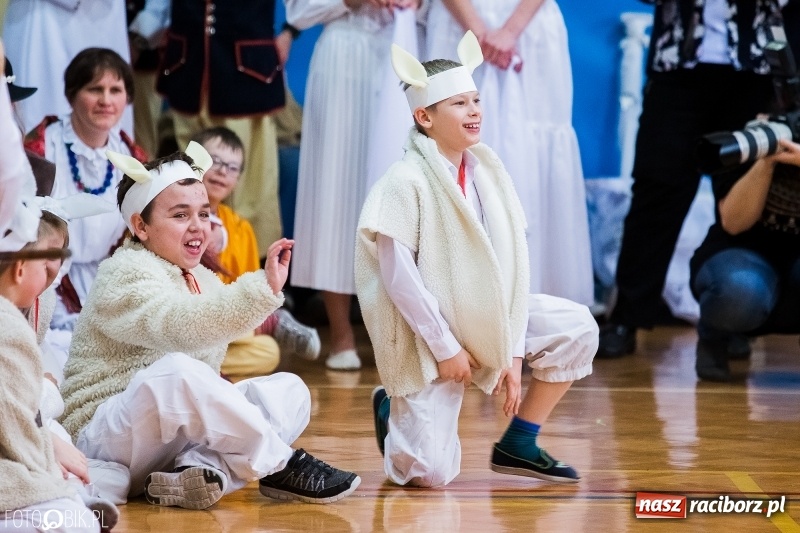 Zdjęcie w galerii na portalu naszraciborz.pl: Jasełka bożonarodzeniowe w Zespole Szkół Specjalnych wiadomości z regionu