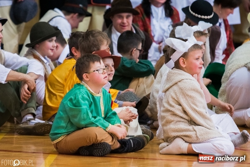 Zdjęcie w galerii na portalu naszraciborz.pl: Jasełka bożonarodzeniowe w Zespole Szkół Specjalnych wiadomości z regionu