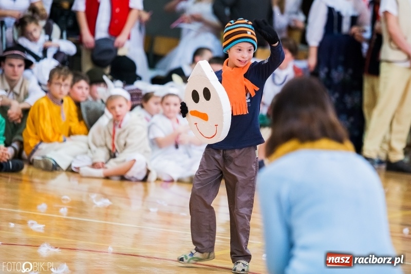 Zdjęcie w galerii na portalu naszraciborz.pl: Jasełka bożonarodzeniowe w Zespole Szkół Specjalnych wiadomości z regionu
