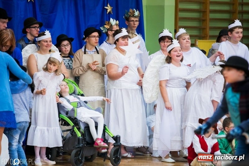 Zdjęcie w galerii na portalu naszraciborz.pl: Jasełka bożonarodzeniowe w Zespole Szkół Specjalnych wiadomości z regionu