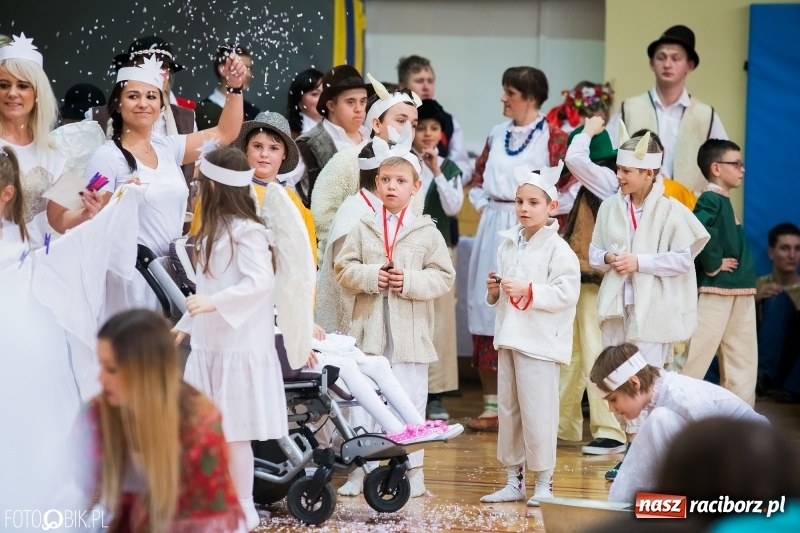 Zdjęcie w galerii na portalu naszraciborz.pl: Jasełka bożonarodzeniowe w Zespole Szkół Specjalnych wiadomości z regionu