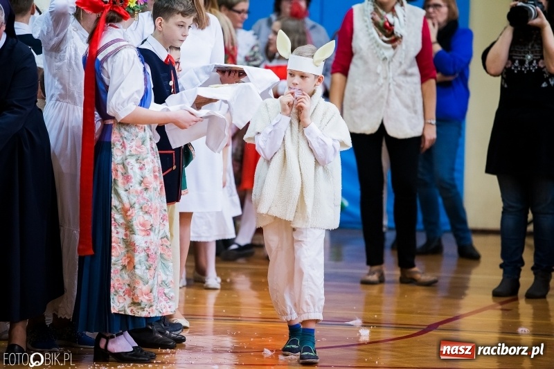 Zdjęcie w galerii na portalu naszraciborz.pl: Jasełka bożonarodzeniowe w Zespole Szkół Specjalnych wiadomości z regionu