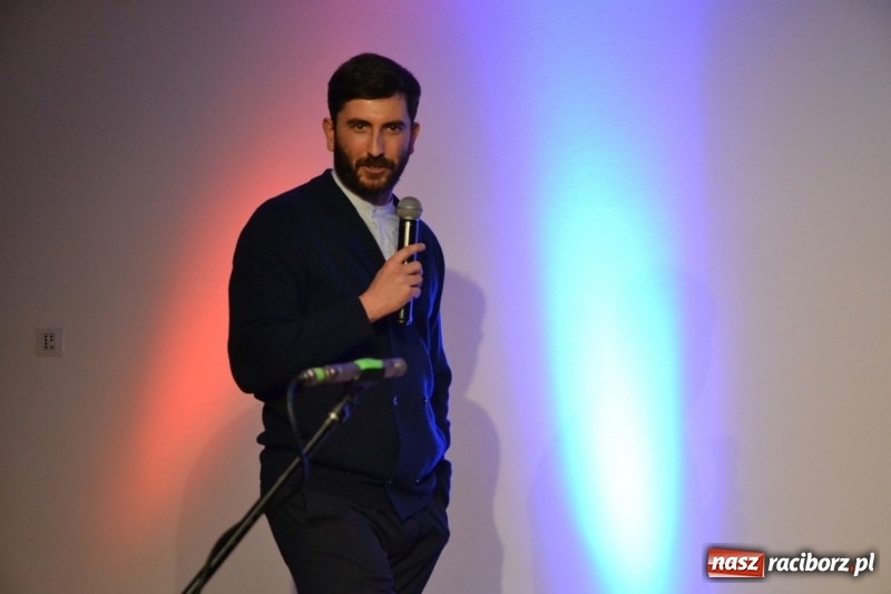 Zdjęcie w galerii na portalu naszraciborz.pl: Jasełka wraz z koncertem kolęd oraz jarmark bożonarodzeniowy na Zamku Piastowskim  wiadomości z regionu