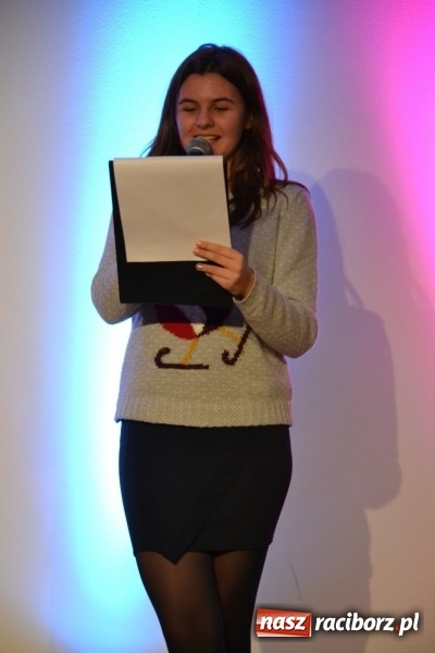 Zdjęcie w galerii na portalu naszraciborz.pl: Jasełka wraz z koncertem kolęd oraz jarmark bożonarodzeniowy na Zamku Piastowskim  wiadomości z regionu