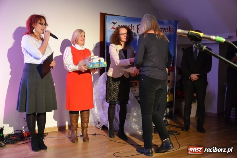 Zdjęcie w galerii na portalu naszraciborz.pl: Jasełka wraz z koncertem kolęd oraz jarmark bożonarodzeniowy na Zamku Piastowskim  wiadomości z regionu