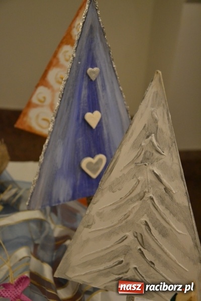 Zdjęcie w galerii na portalu naszraciborz.pl: Jasełka wraz z koncertem kolęd oraz jarmark bożonarodzeniowy na Zamku Piastowskim  wiadomości z regionu