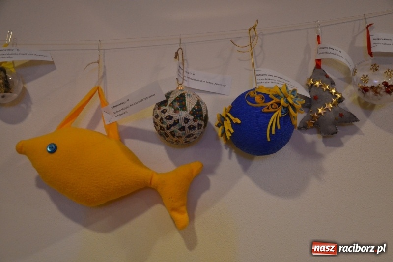 Zdjęcie w galerii na portalu naszraciborz.pl: Jasełka wraz z koncertem kolęd oraz jarmark bożonarodzeniowy na Zamku Piastowskim  wiadomości z regionu