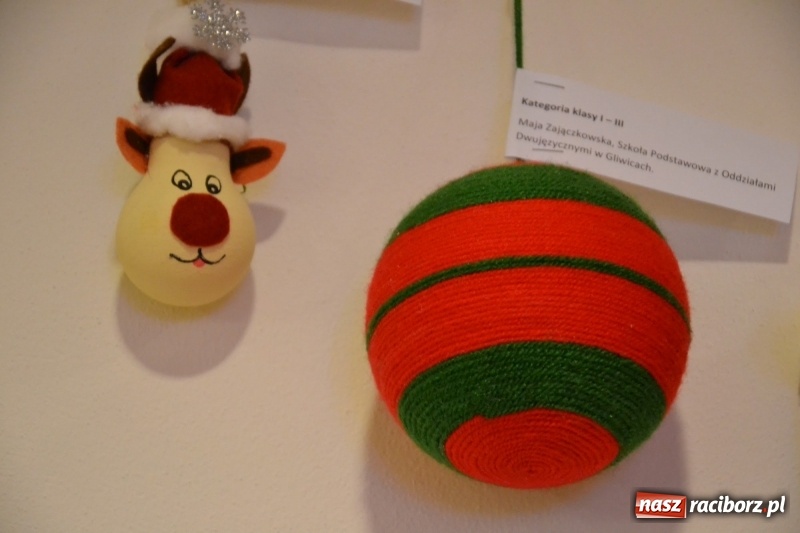 Zdjęcie w galerii na portalu naszraciborz.pl: Jasełka wraz z koncertem kolęd oraz jarmark bożonarodzeniowy na Zamku Piastowskim  wiadomości z regionu