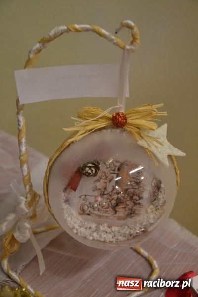 Zdjęcie w galerii na portalu naszraciborz.pl: Jasełka wraz z koncertem kolęd oraz jarmark bożonarodzeniowy na Zamku Piastowskim  wiadomości z regionu