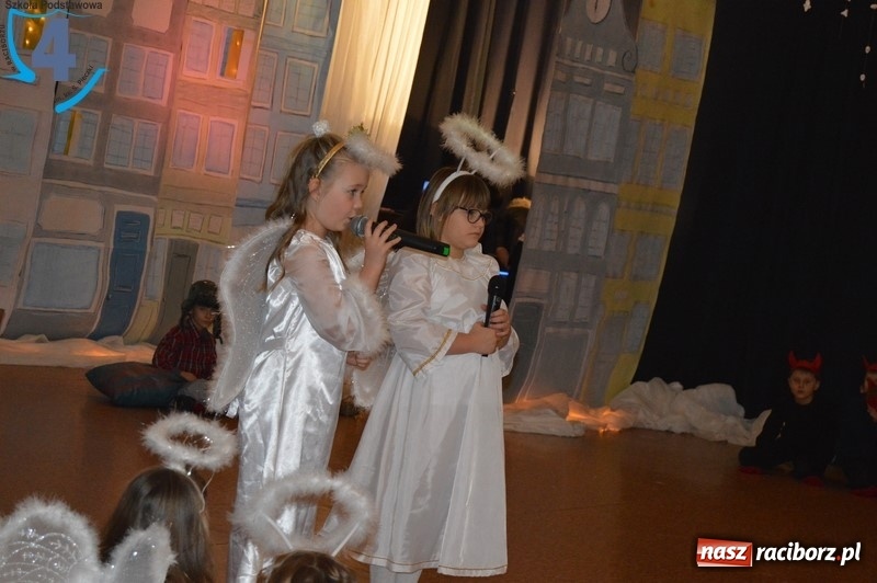 Zdjęcie w galerii na portalu naszraciborz.pl: Jasełka w Szkole Podstawowej numer 4 wiadomości z regionu