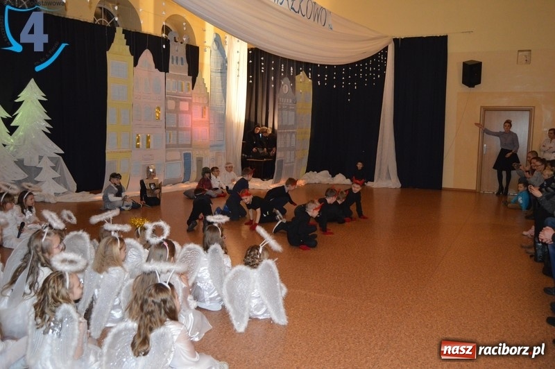 Zdjęcie w galerii na portalu naszraciborz.pl: Jasełka w Szkole Podstawowej numer 4 wiadomości z regionu