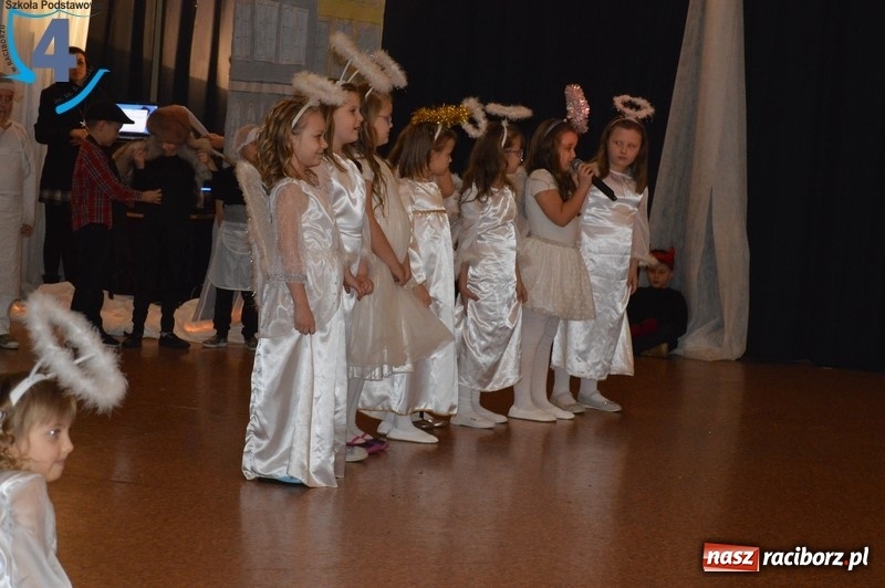 Zdjęcie w galerii na portalu naszraciborz.pl: Jasełka w Szkole Podstawowej numer 4 wiadomości z regionu