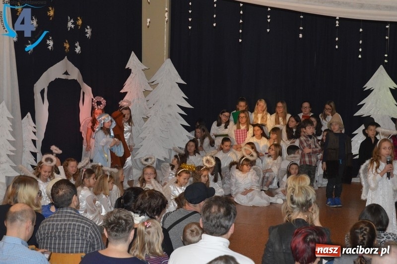 Zdjęcie w galerii na portalu naszraciborz.pl: Jasełka w Szkole Podstawowej numer 4 wiadomości z regionu