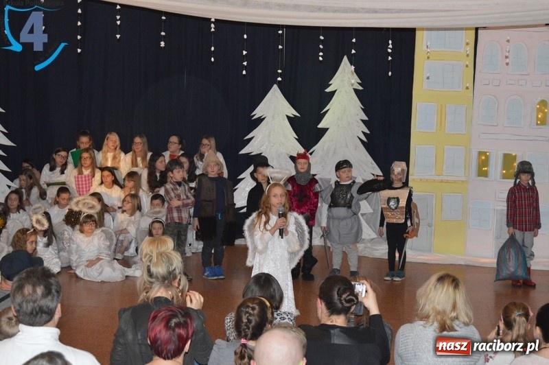 Zdjęcie w galerii na portalu naszraciborz.pl: Jasełka w Szkole Podstawowej numer 4 wiadomości z regionu