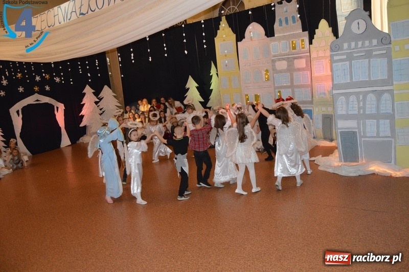 Zdjęcie w galerii na portalu naszraciborz.pl: Jasełka w Szkole Podstawowej numer 4 wiadomości z regionu