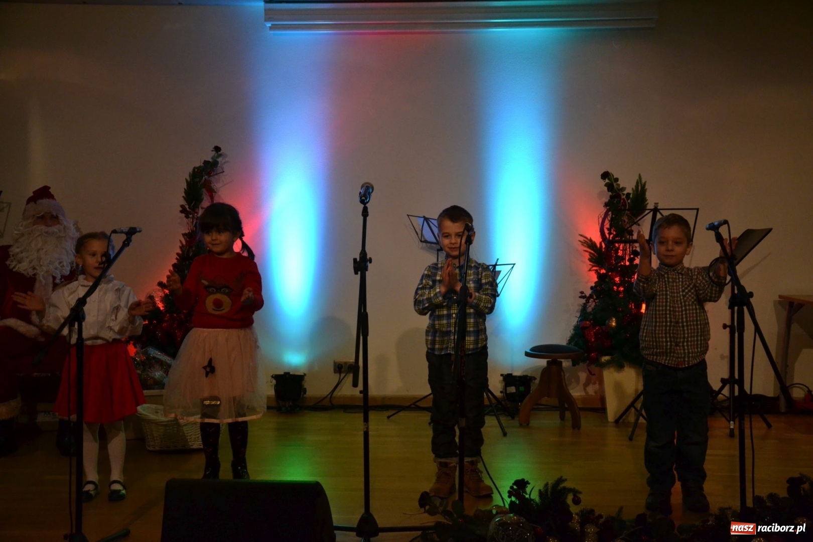 Zdjęcie w galerii na portalu naszraciborz.pl: Koncert kolędowy na Zamku Piastowskim wiadomości z regionu