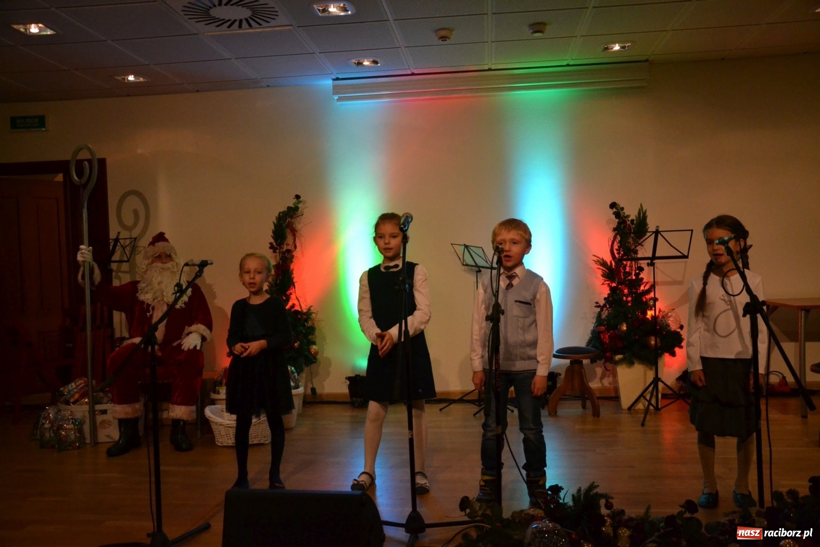 Zdjęcie w galerii na portalu naszraciborz.pl: Koncert kolędowy na Zamku Piastowskim wiadomości z regionu