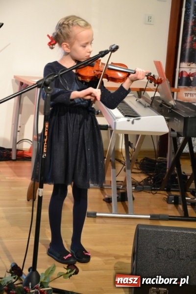 Zdjęcie w galerii na portalu naszraciborz.pl: Koncert kolędowy na Zamku Piastowskim wiadomości z regionu