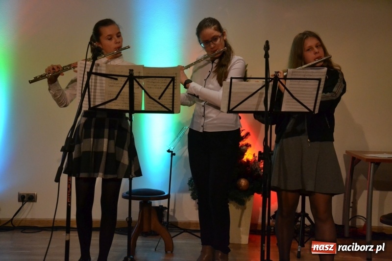 Zdjęcie w galerii na portalu naszraciborz.pl: Koncert kolędowy na Zamku Piastowskim wiadomości z regionu