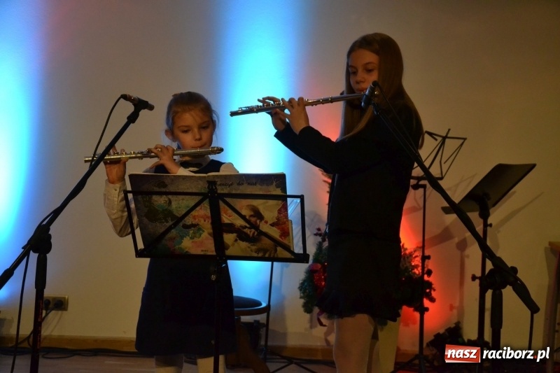 Zdjęcie w galerii na portalu naszraciborz.pl: Koncert kolędowy na Zamku Piastowskim wiadomości z regionu