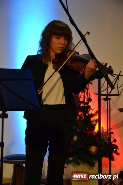 Zdjęcie w galerii na portalu naszraciborz.pl: Koncert kolędowy na Zamku Piastowskim wiadomości z regionu