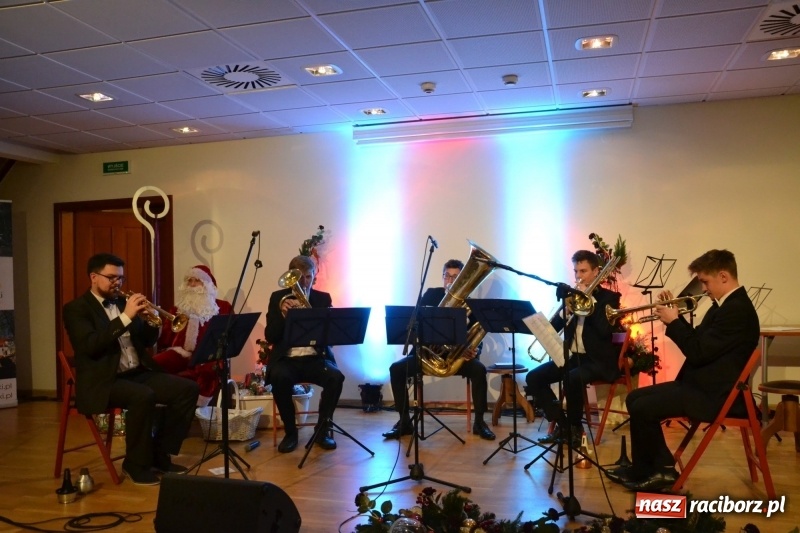 Zdjęcie w galerii na portalu naszraciborz.pl: Koncert kolędowy na Zamku Piastowskim wiadomości z regionu