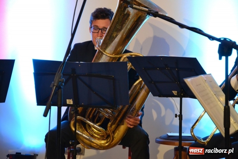 Zdjęcie w galerii na portalu naszraciborz.pl: Koncert kolędowy na Zamku Piastowskim wiadomości z regionu