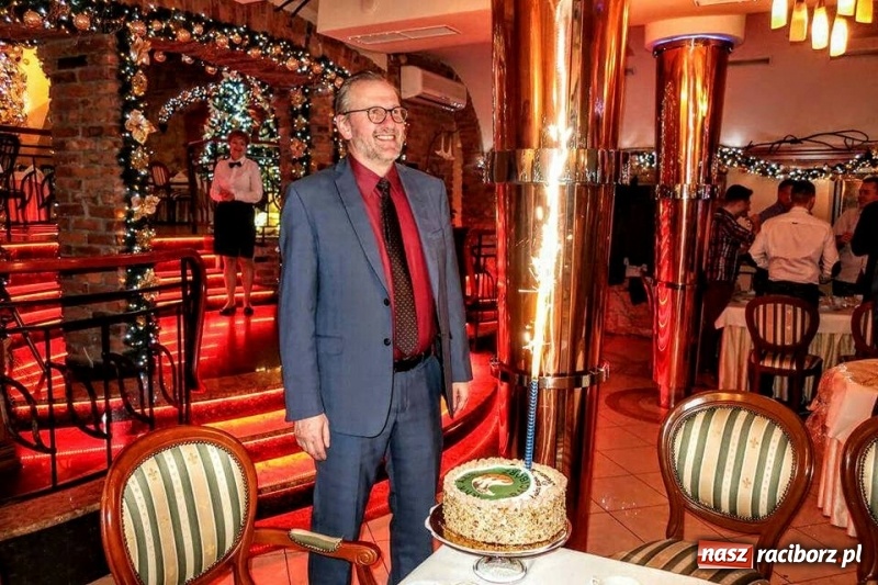 Zdjęcie w galerii na portalu naszraciborz.pl: Raciborskie koszykarki na wigilijce w Brax-Tonie  wiadomości z regionu