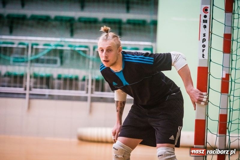 Zdjęcie w galerii na portalu naszraciborz.pl: HLPN: 45 trafień w piątkowy wieczór wiadomości z regionu