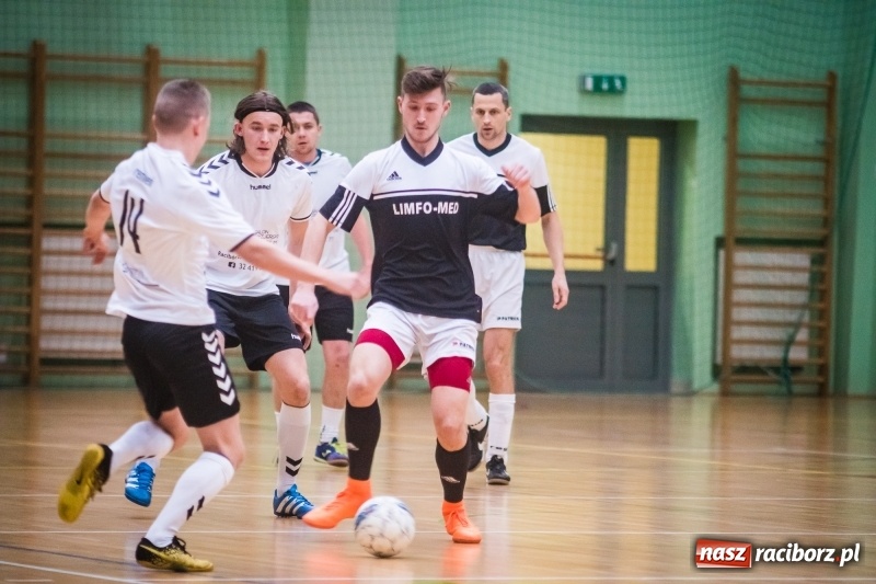 Zdjęcie w galerii na portalu naszraciborz.pl: HLPN: 45 trafień w piątkowy wieczór wiadomości z regionu