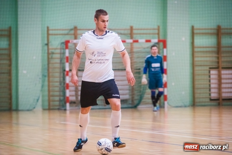 Zdjęcie w galerii na portalu naszraciborz.pl: HLPN: 45 trafień w piątkowy wieczór wiadomości z regionu